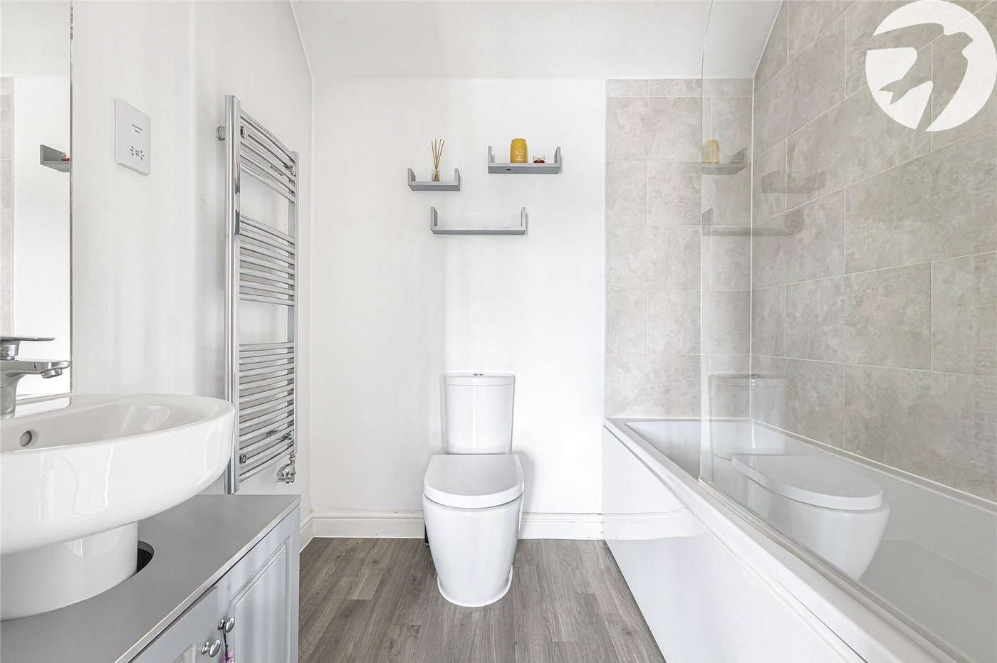2 bedroom property for sale in Halling | Robinson Michael & Jackson