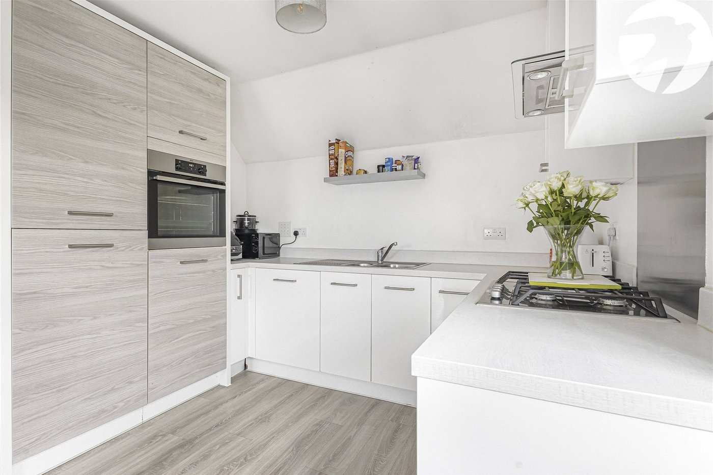 2 bedroom property for sale in Halling | Robinson Michael & Jackson