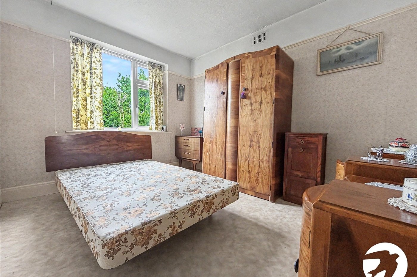 2 bedroom property for sale in Rochester | Robinson Michael & Jackson