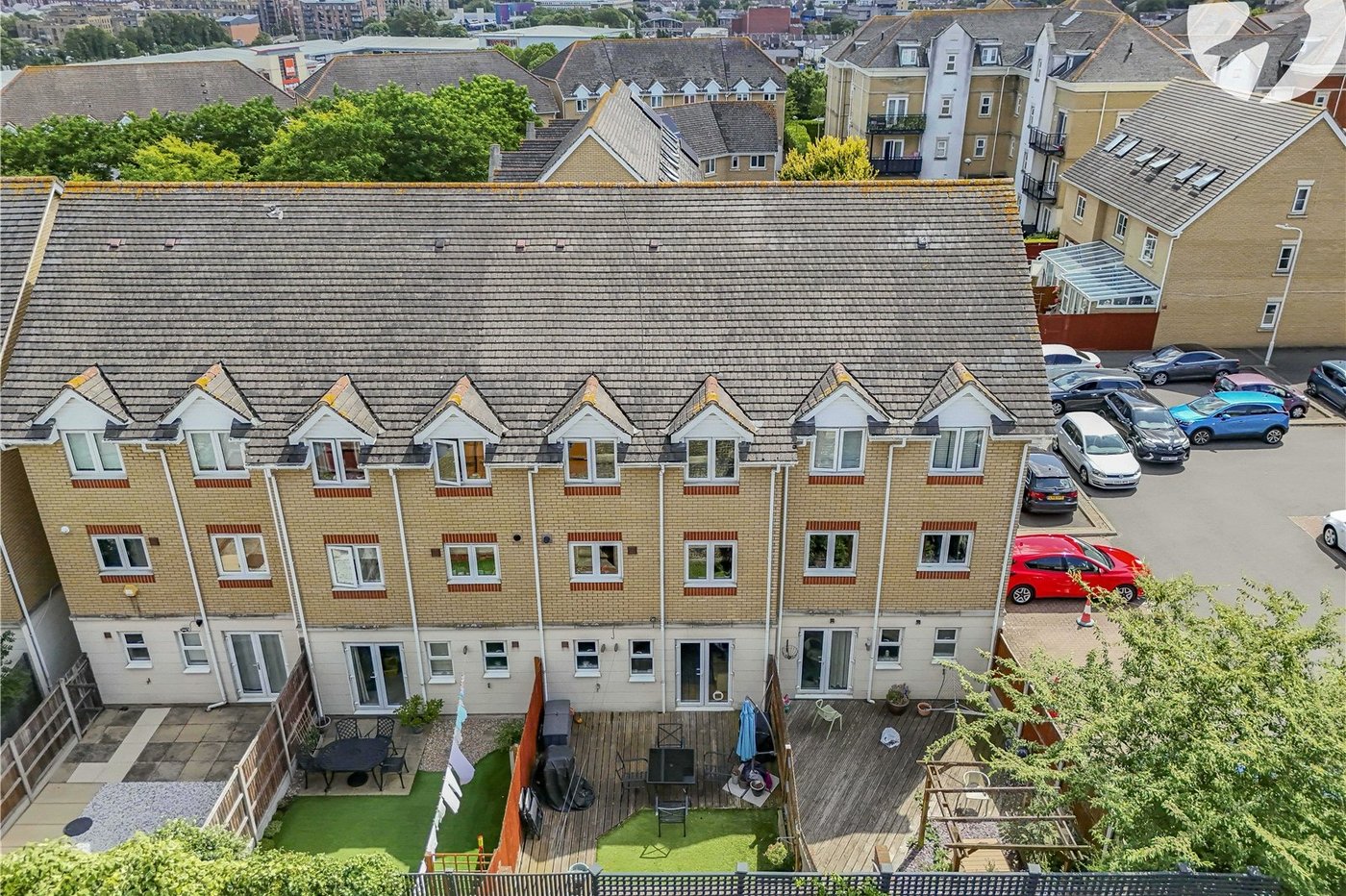 3 bedroom house for sale in West Dartford | Robinson Jackson