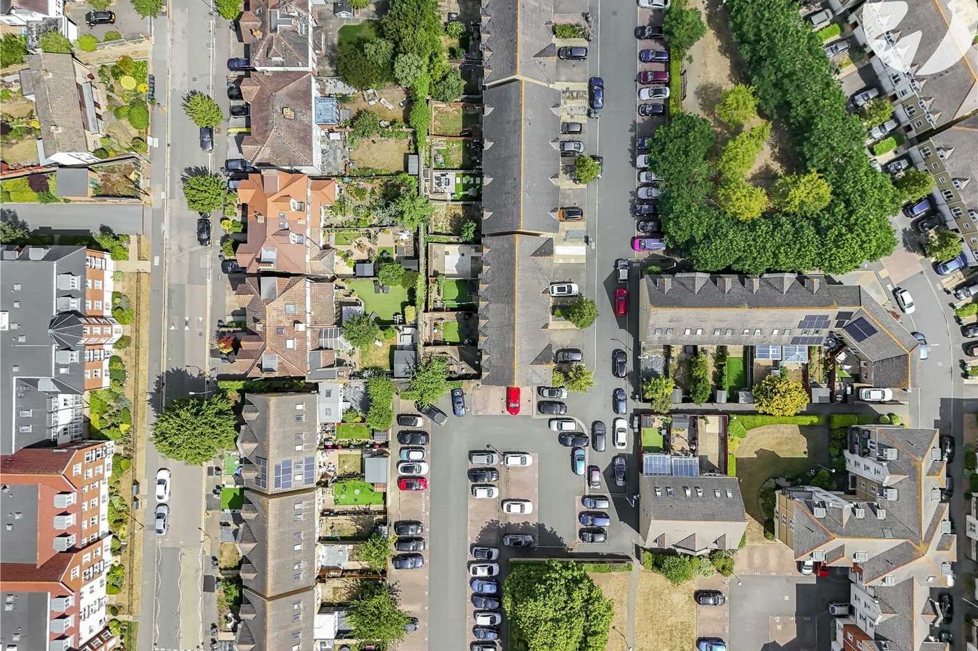 3 bedroom house for sale in West Dartford | Robinson Jackson