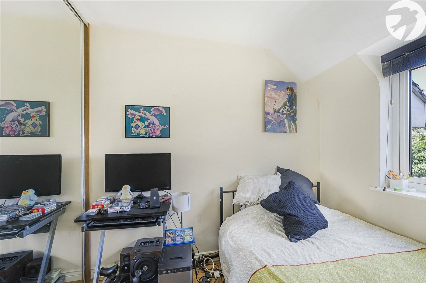 3 bedroom house for sale in West Dartford | Robinson Jackson