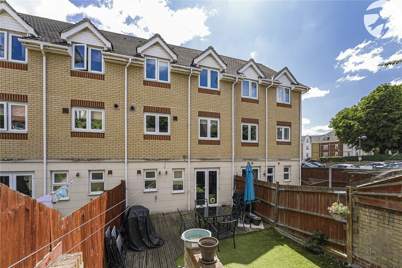 3 bedroom house for sale in West Dartford | Robinson Jackson