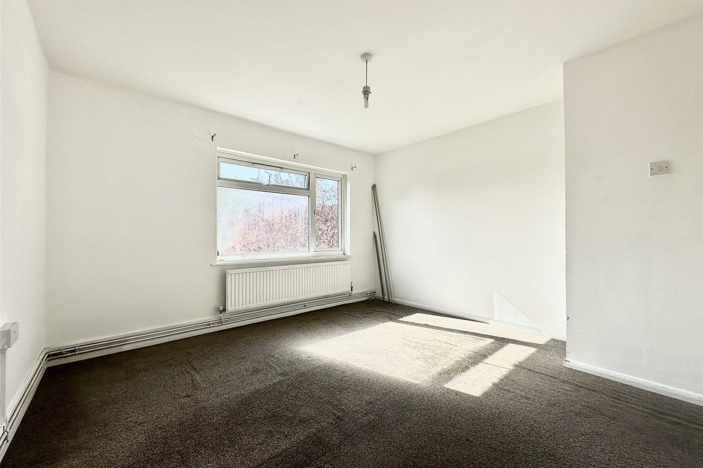 2 bedroom property for sale in Swanscombe | Robinson Jackson