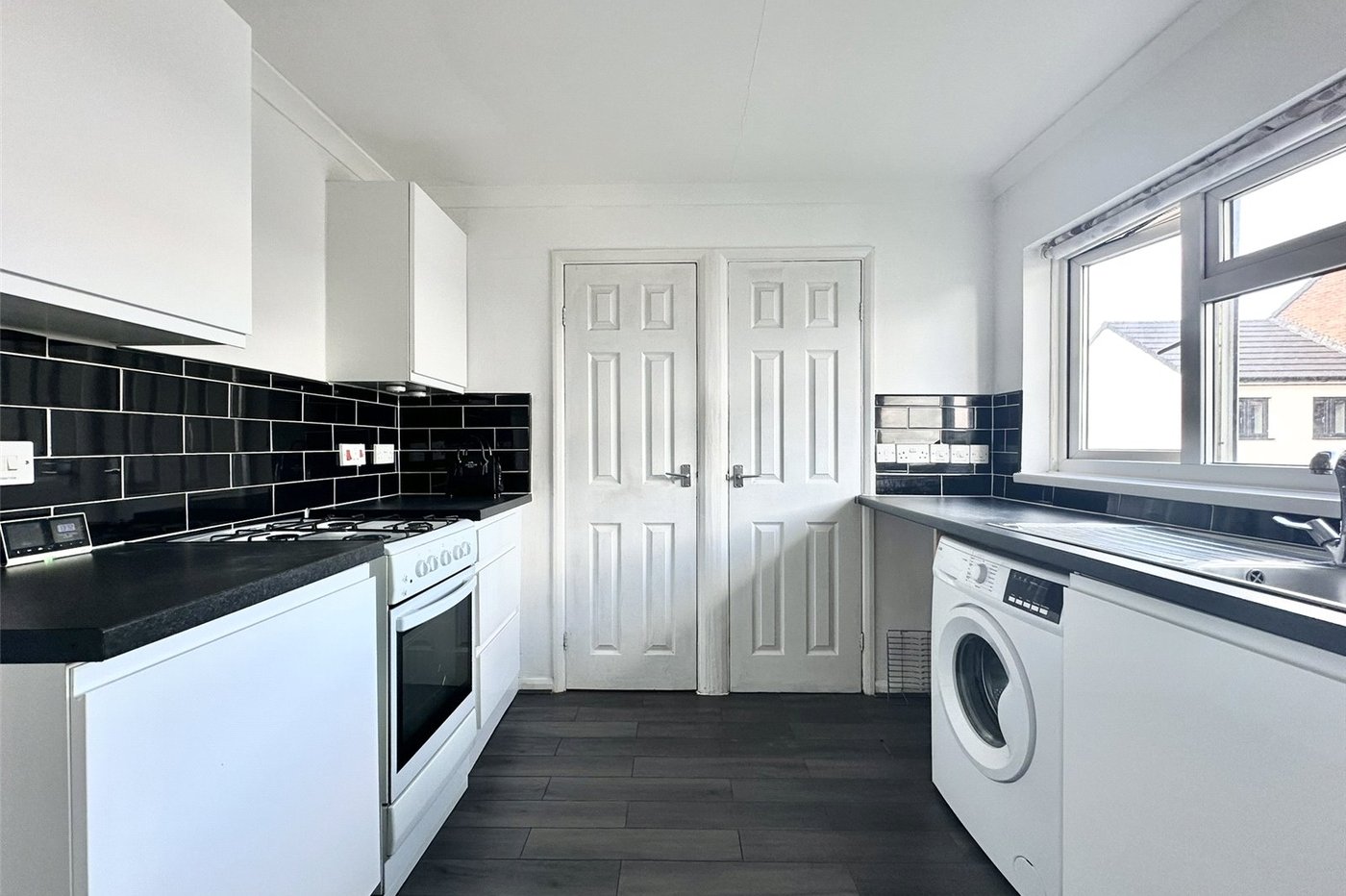 2 bedroom property for sale in Swanscombe | Robinson Jackson