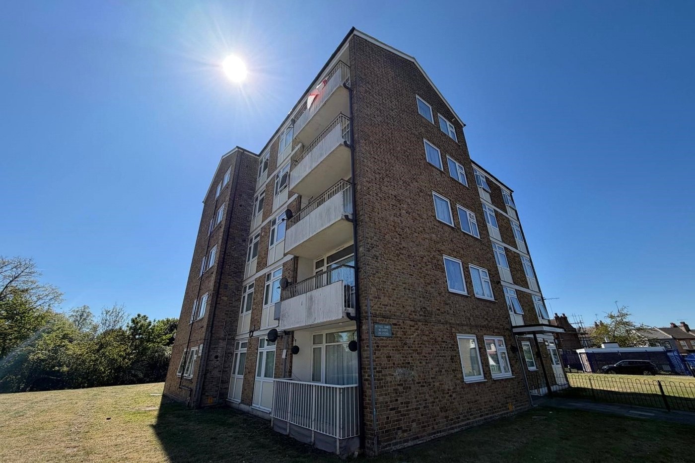 2 bedroom property for sale in Plumstead | Robinson Jackson