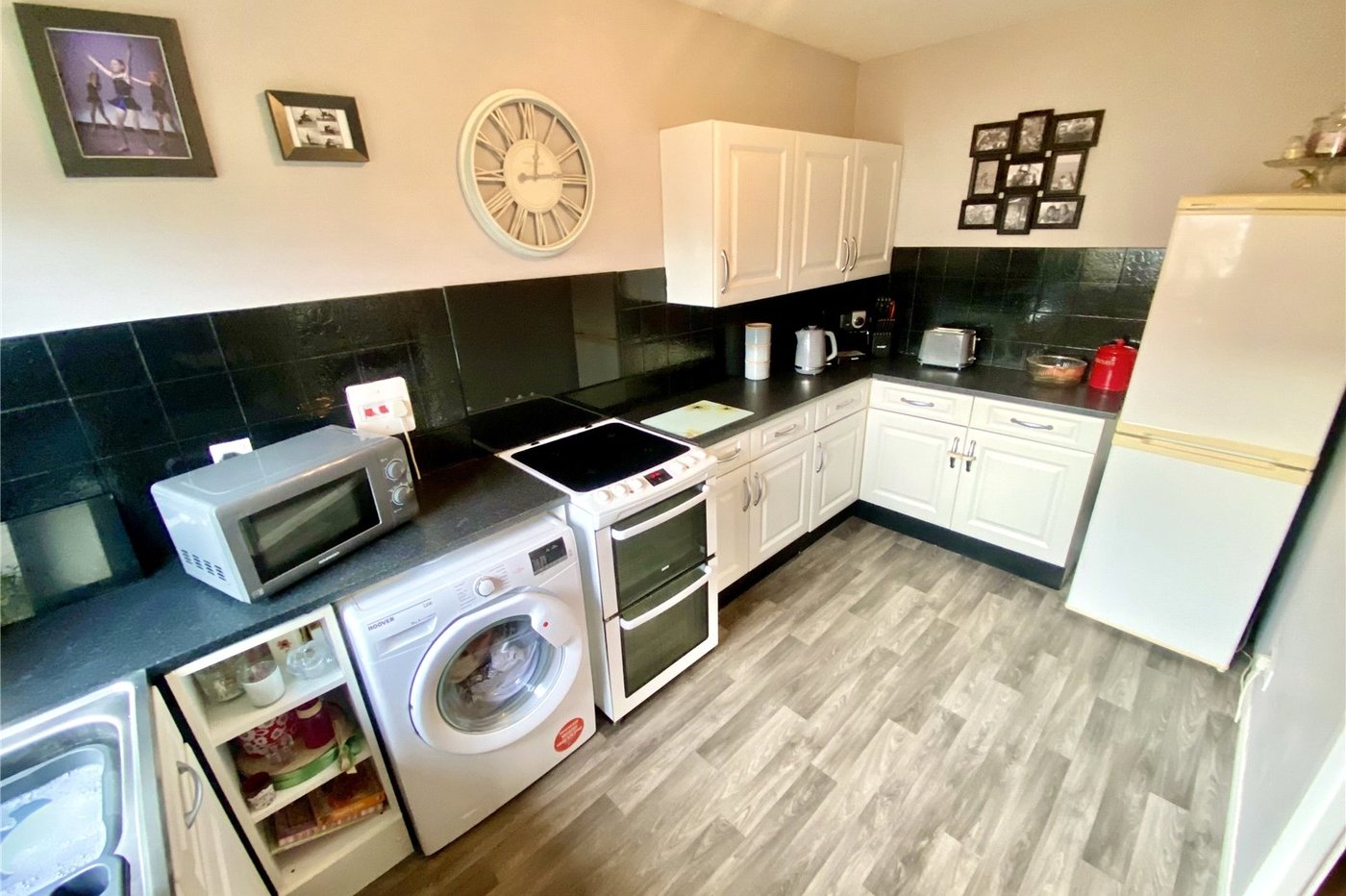 2 bedroom property for sale in 11 Stafford Road | Robinson Jackson