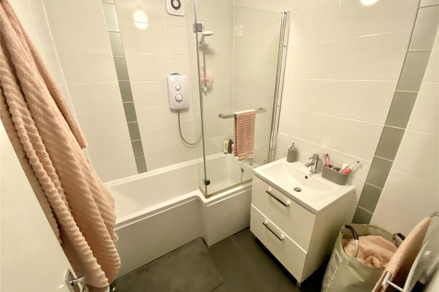 2 bedroom property for sale in 11 Stafford Road | Robinson Jackson