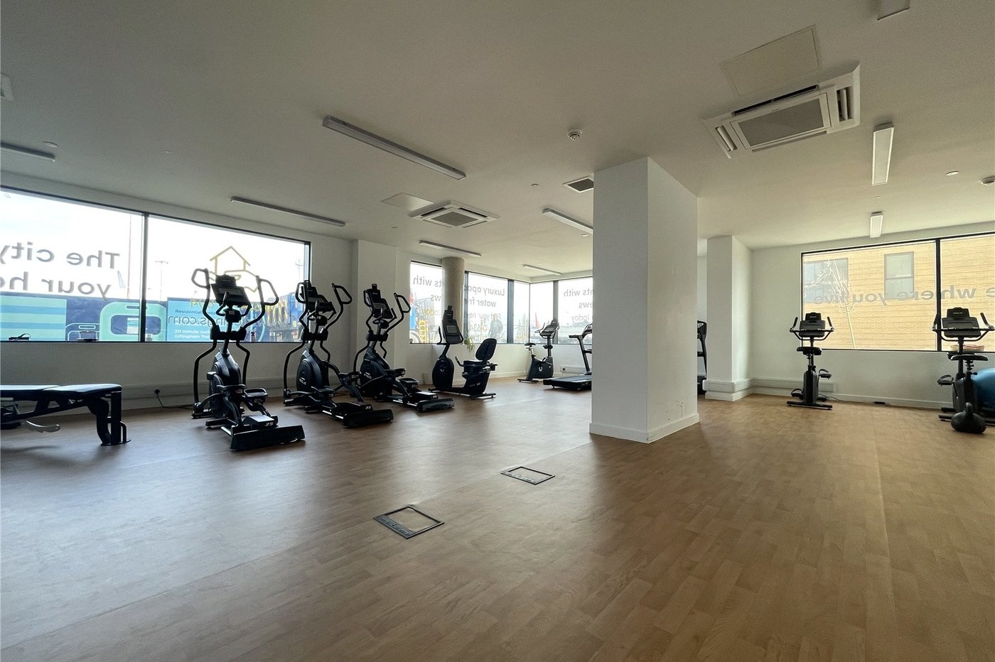 2 bedroom property for sale in Chatham | Robinson Michael & Jackson