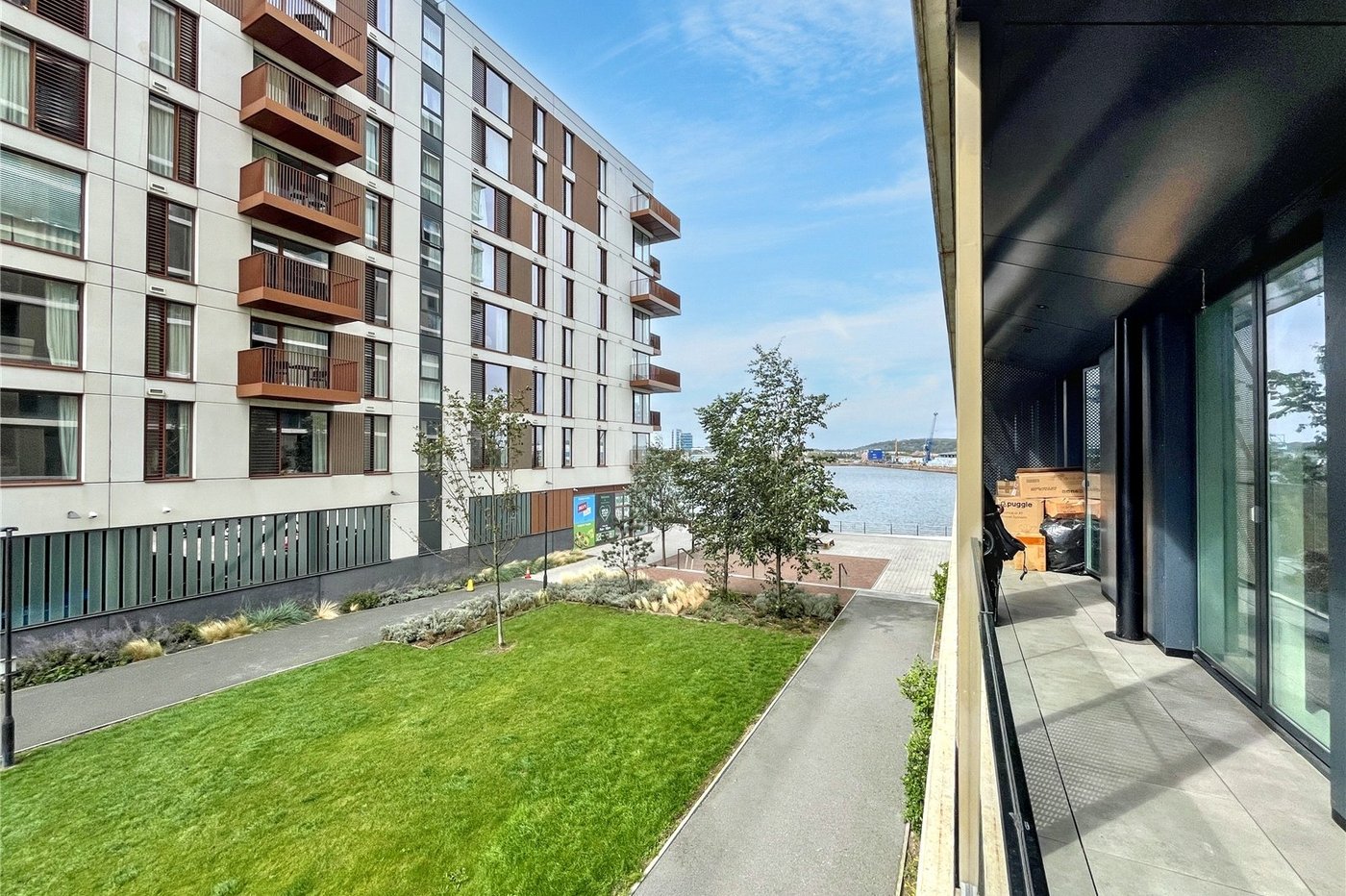 2 bedroom property for sale in Chatham | Robinson Michael & Jackson