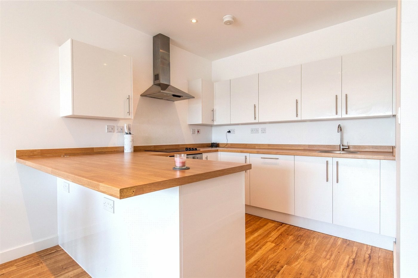 2 bedroom property for sale in Chatham | Robinson Michael & Jackson