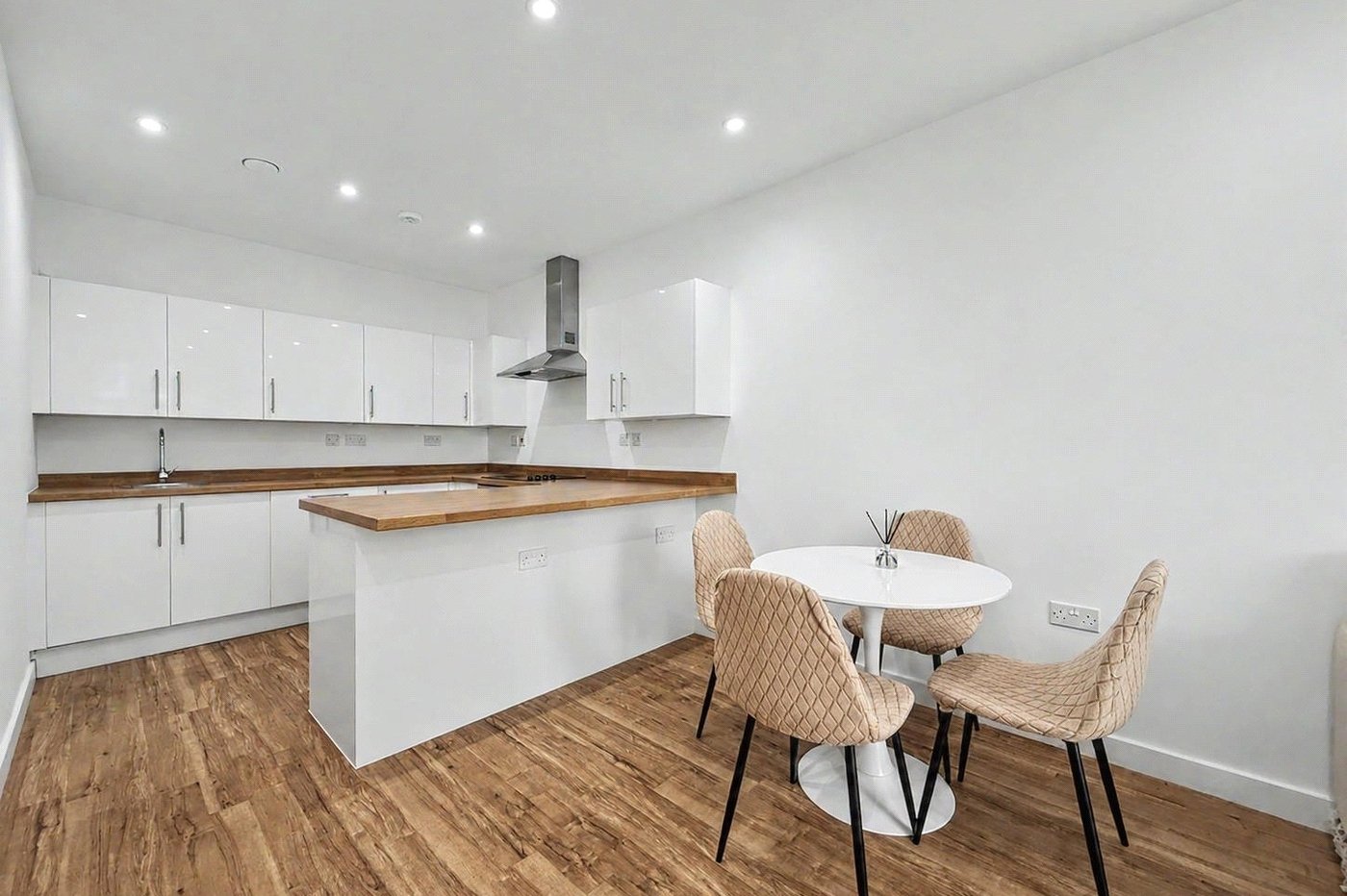 2 bedroom property for sale in Gillingham | Robinson Michael & Jackson