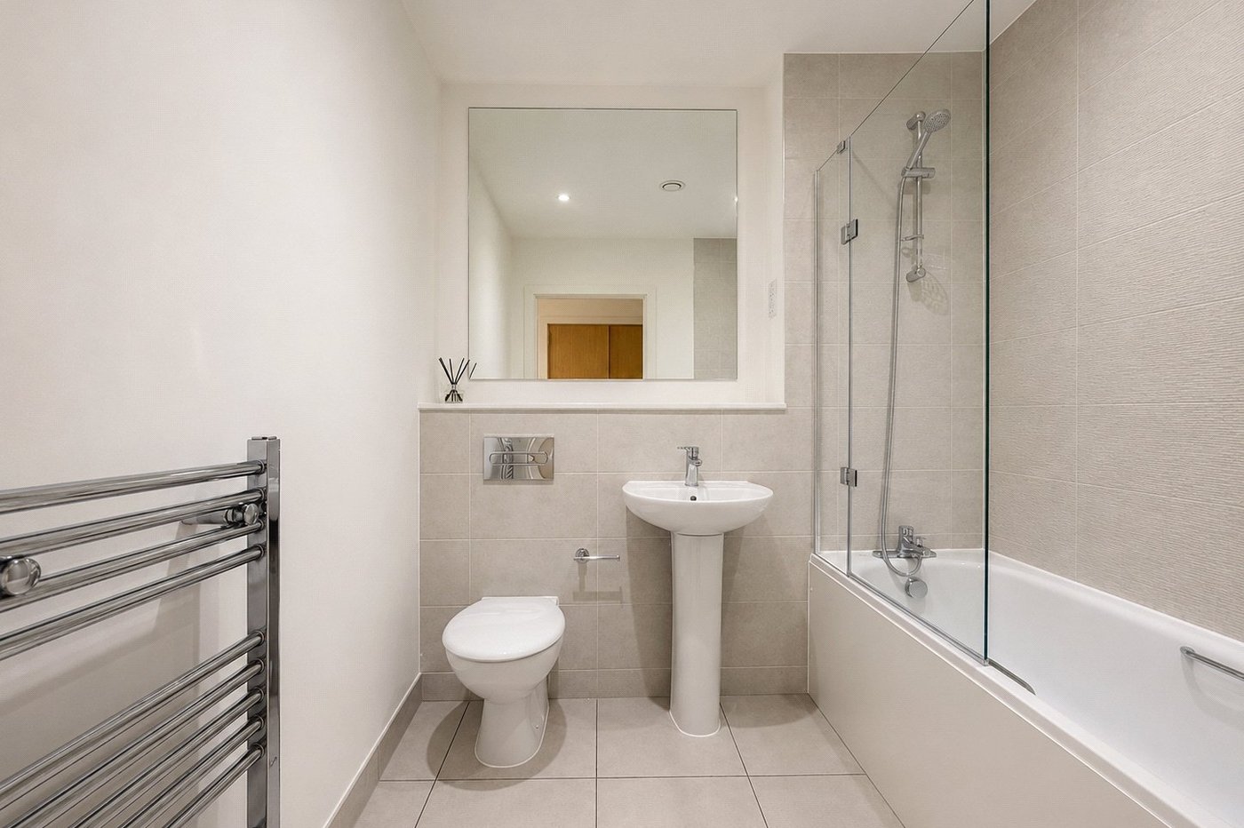 2 bedroom property for sale in Gillingham | Robinson Michael & Jackson