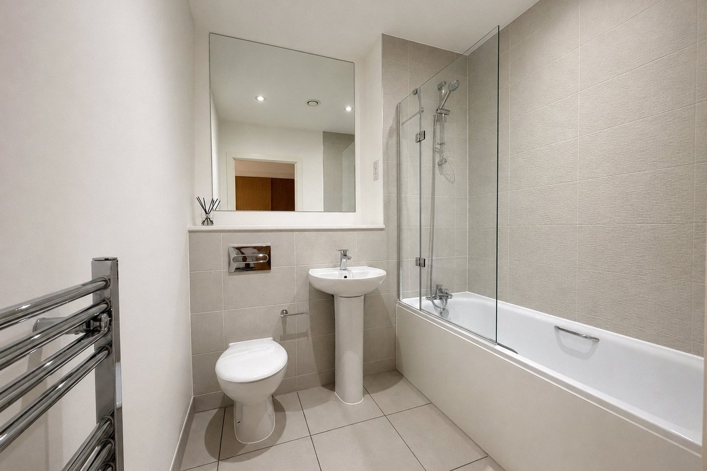 2 bedroom property for sale in Gillingham | Robinson Michael & Jackson