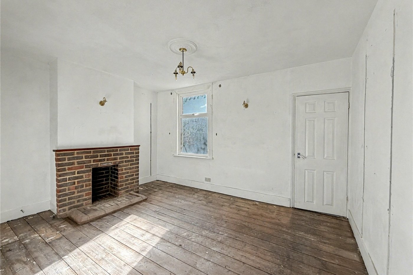 2 bedroom house for sale in Gillingham | Robinson Michael & Jackson