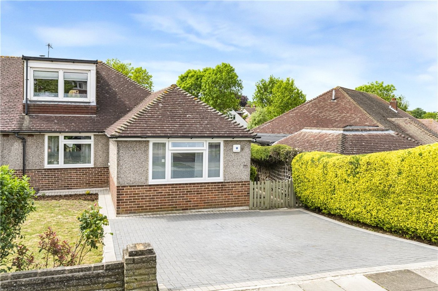 4 bedroom bungalow for sale in Orpington | Robinson Jackson