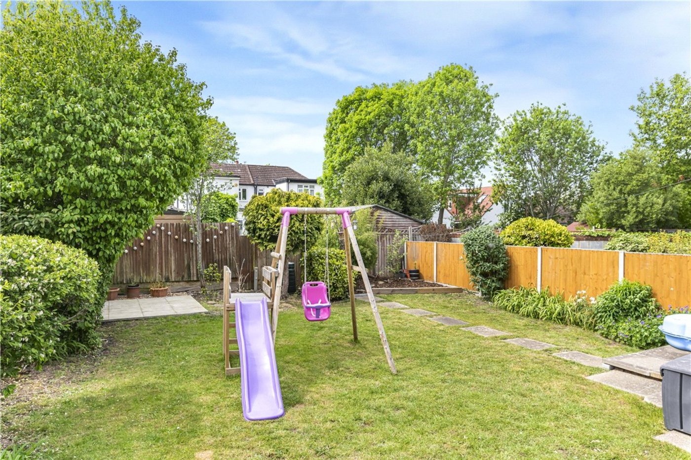 4 bedroom bungalow for sale in Orpington | Robinson Jackson