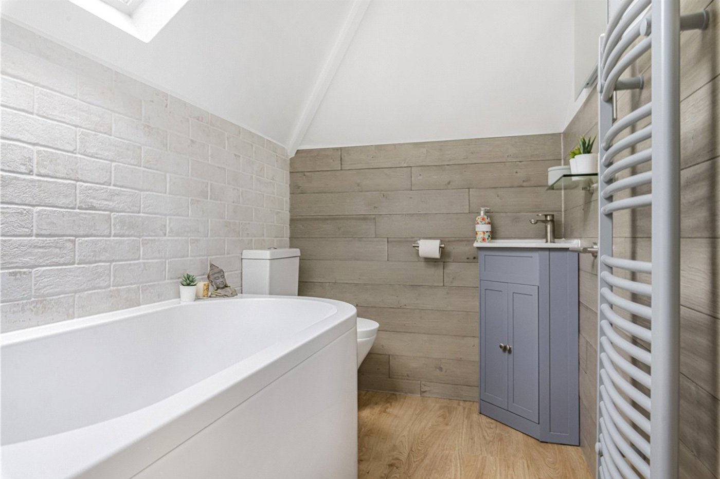 4 bedroom bungalow for sale in Orpington | Robinson Jackson