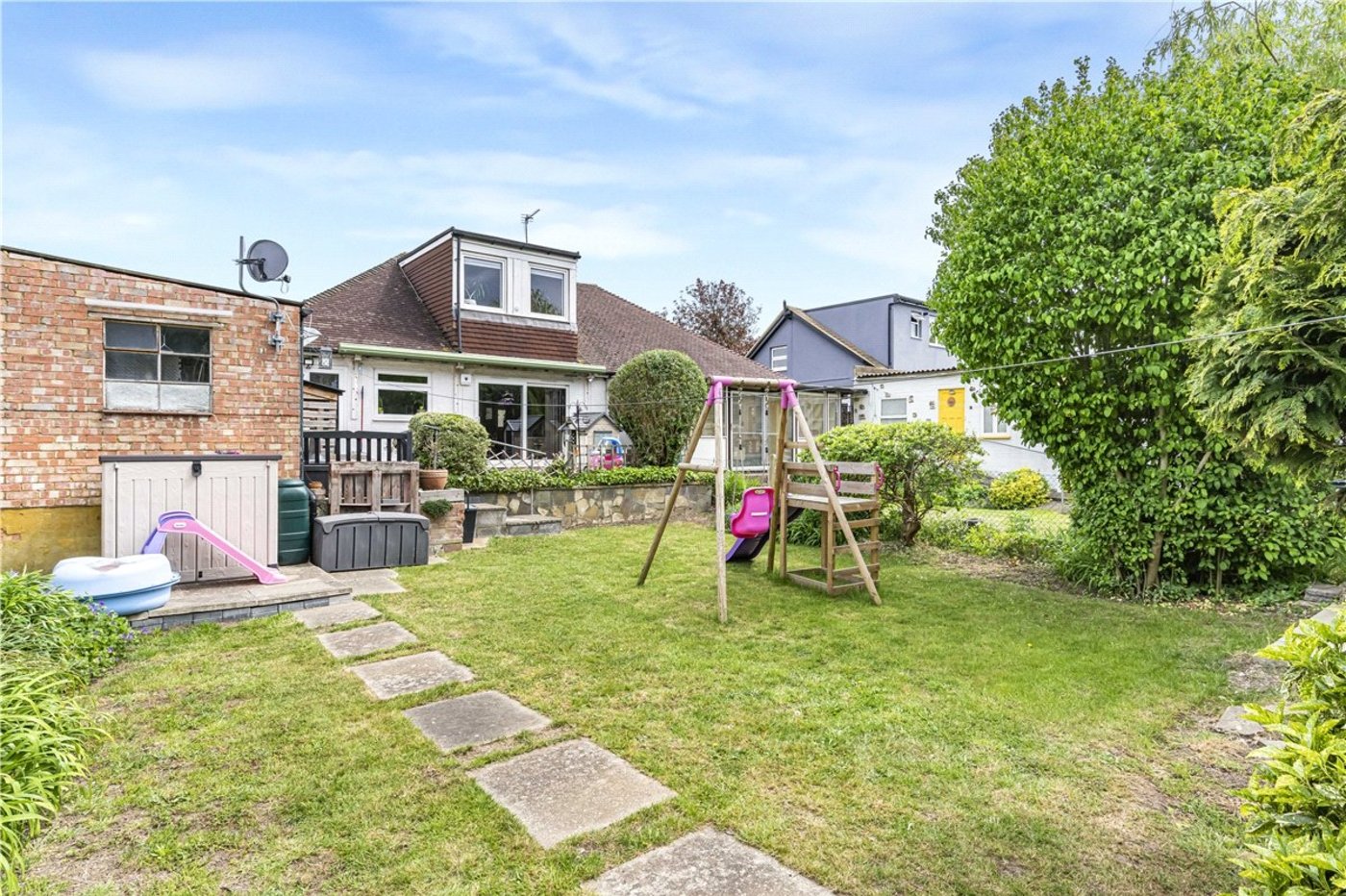 4 bedroom bungalow for sale in Orpington | Robinson Jackson