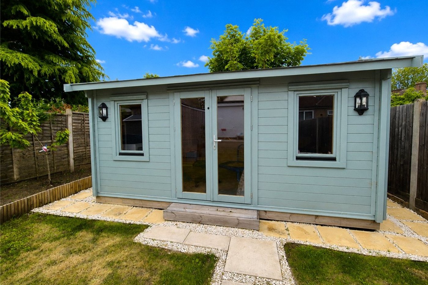 3 bedroom bungalow for sale in Orpington | Robinson Jackson