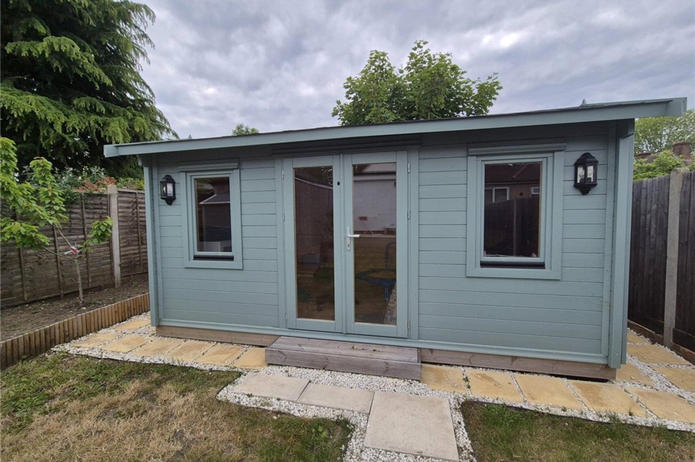 4 bedroom bungalow for sale in Orpington | Robinson Jackson