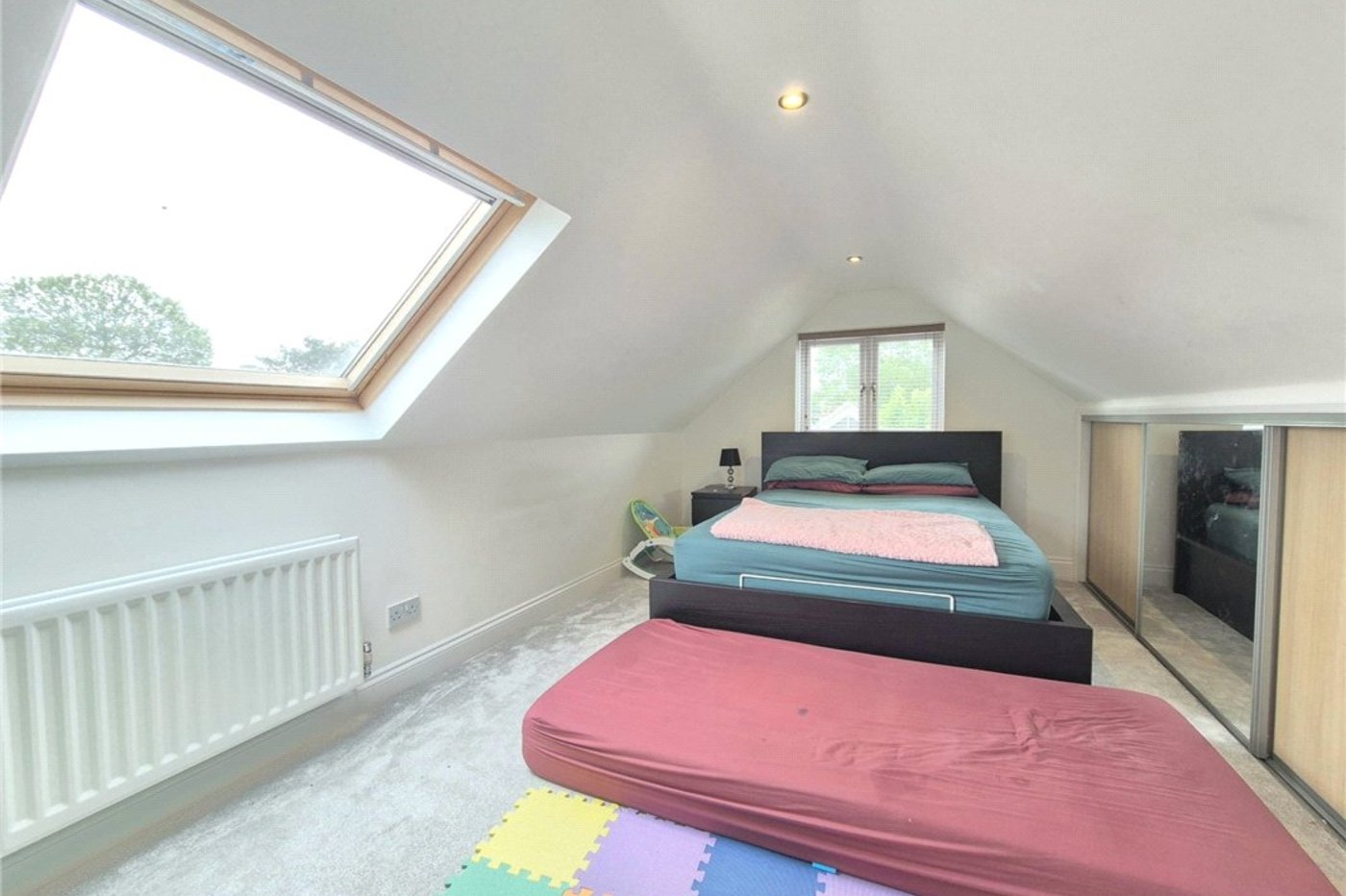 4 bedroom bungalow for sale in Orpington | Robinson Jackson