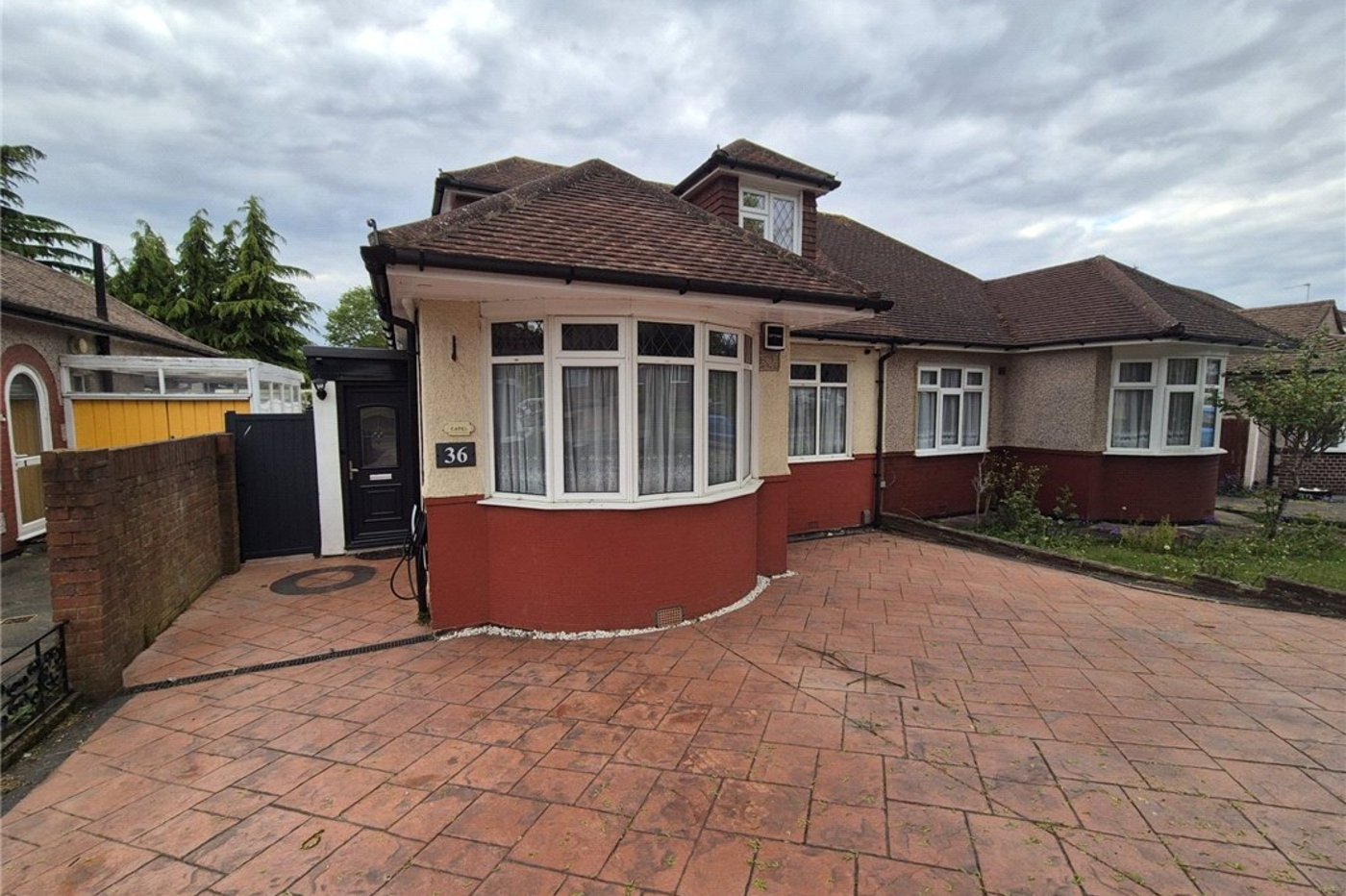 4 bedroom bungalow for sale in Orpington | Robinson Jackson