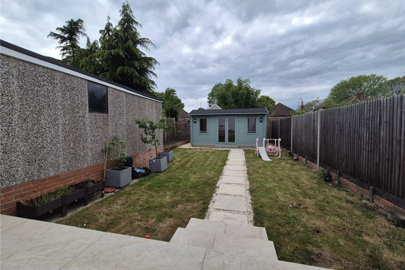 4 bedroom bungalow for sale in Orpington | Robinson Jackson