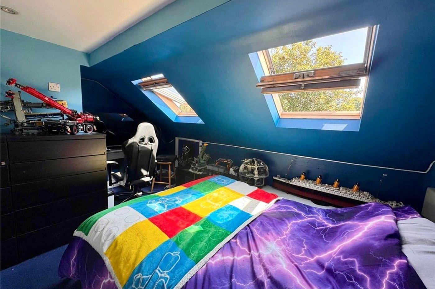 3 bedroom house for sale in Farnborough Village | Robinson Jackson