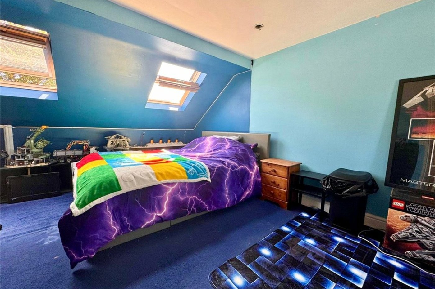 3 bedroom house for sale in Farnborough Village | Robinson Jackson