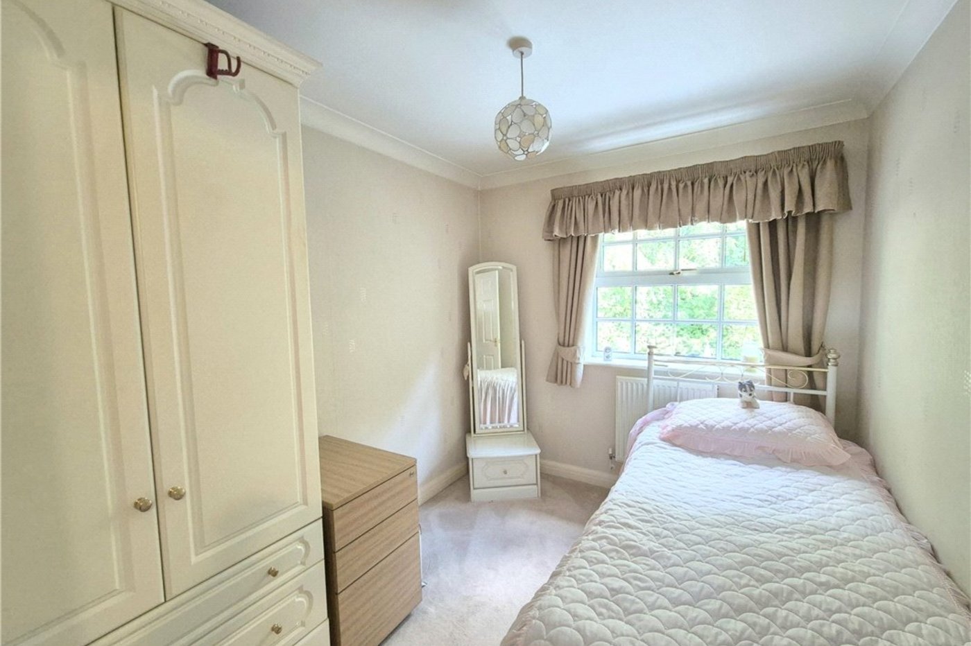 4 bedroom house for sale in Orpington | Robinson Jackson