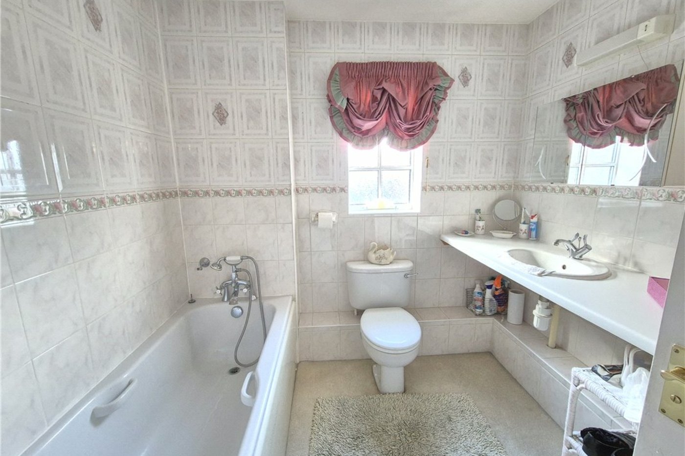 4 bedroom house for sale in Orpington | Robinson Jackson