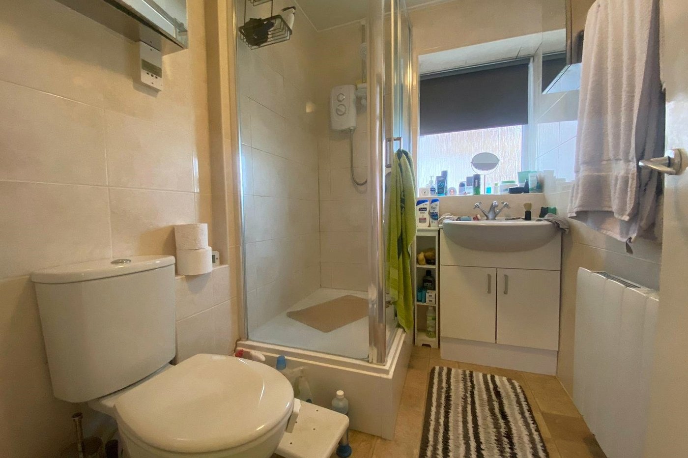 2 bedroom property for sale in Gravesend | Robinson Michael & Jackson