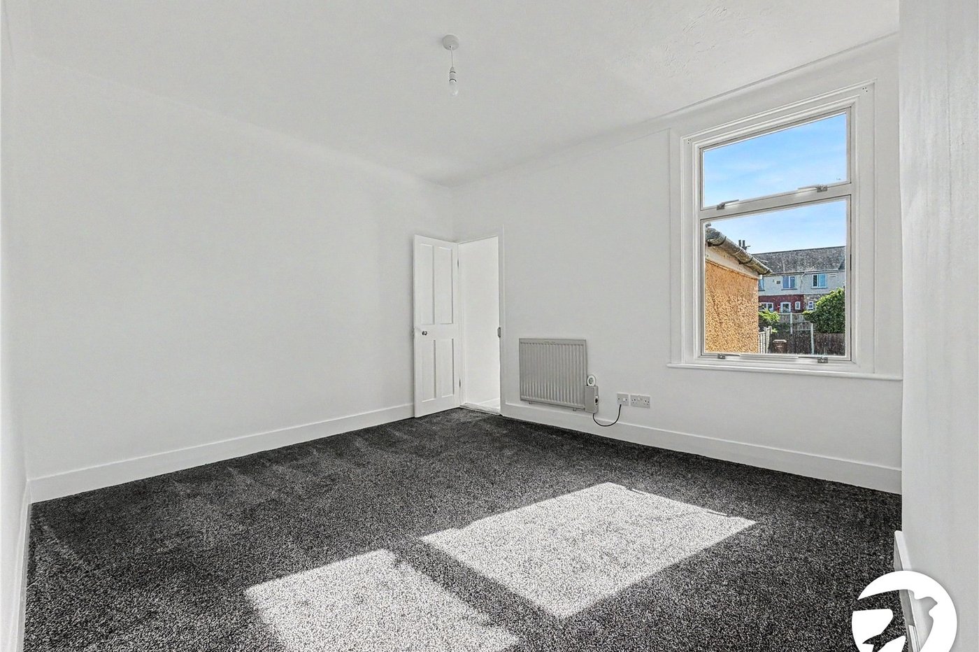 2 bedroom house for sale in Chatham | Robinson Michael & Jackson