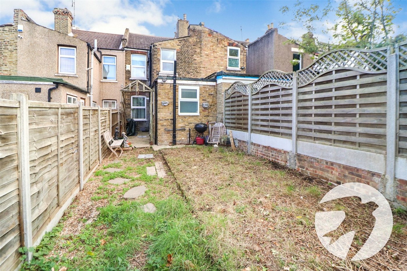 3 bedroom house for sale in Erith | Robinson Jackson