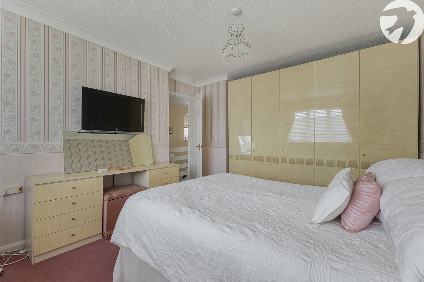 3 bedroom house for sale in Swanley | Robinson Jackson