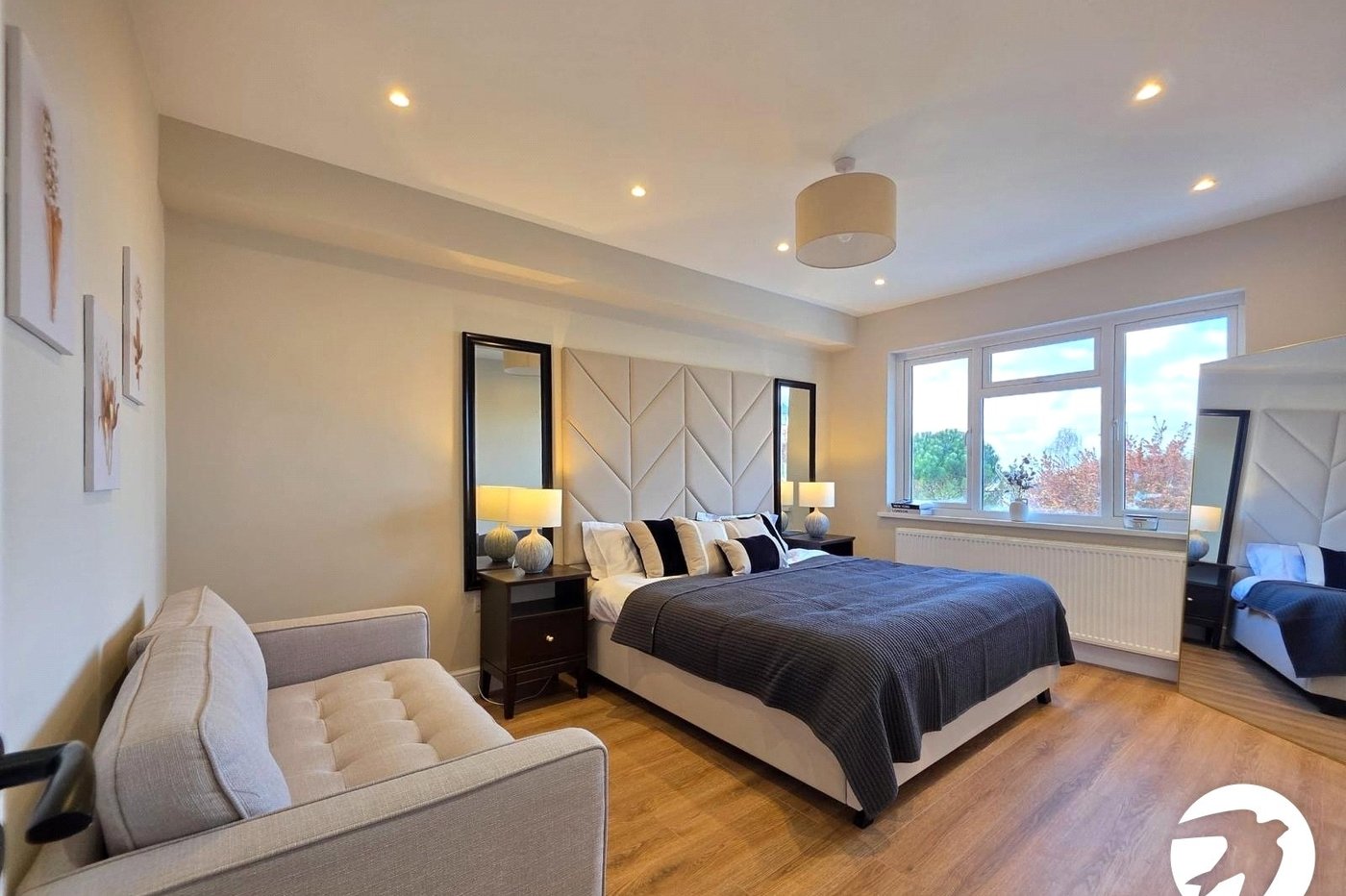 5 bedroom house for sale in London | Robinson Jackson