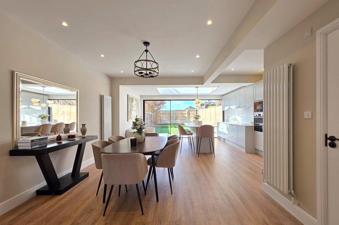 5 bedroom house for sale in London | Robinson Jackson