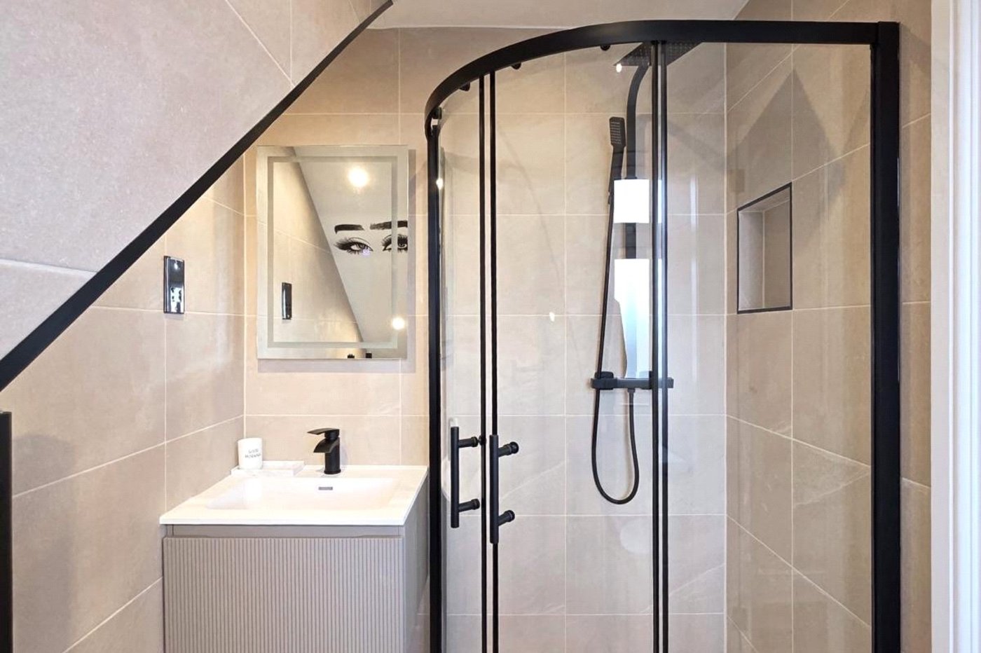 5 bedroom house for sale in London | Robinson Jackson