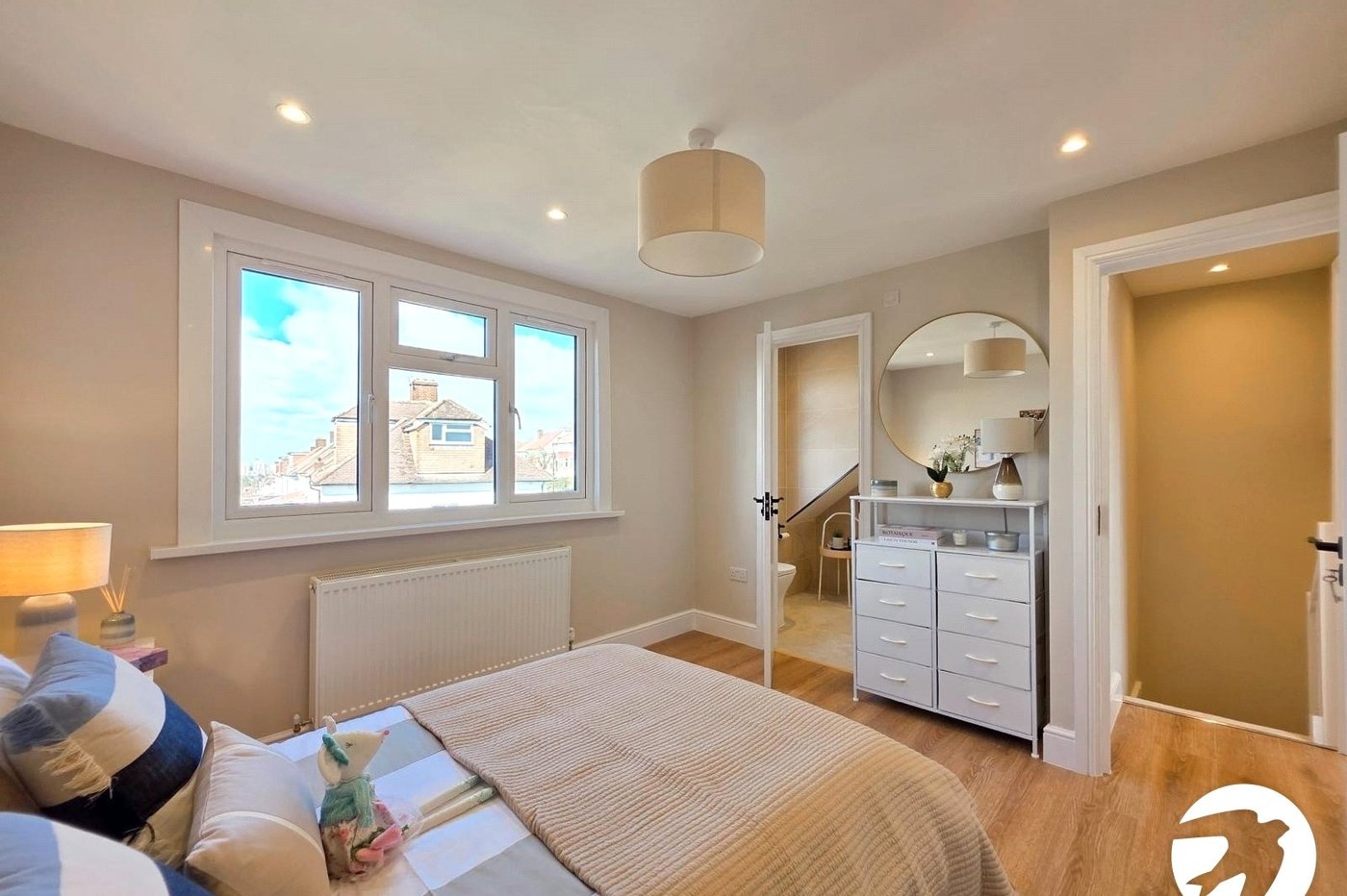 5 bedroom house for sale in London | Robinson Jackson