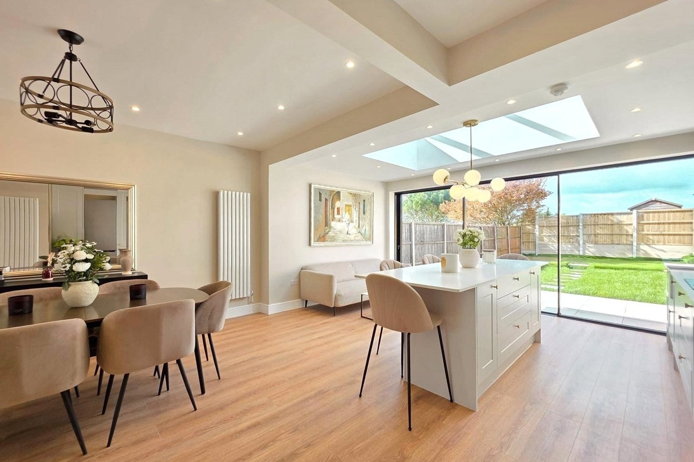 5 bedroom house for sale in London | Robinson Jackson