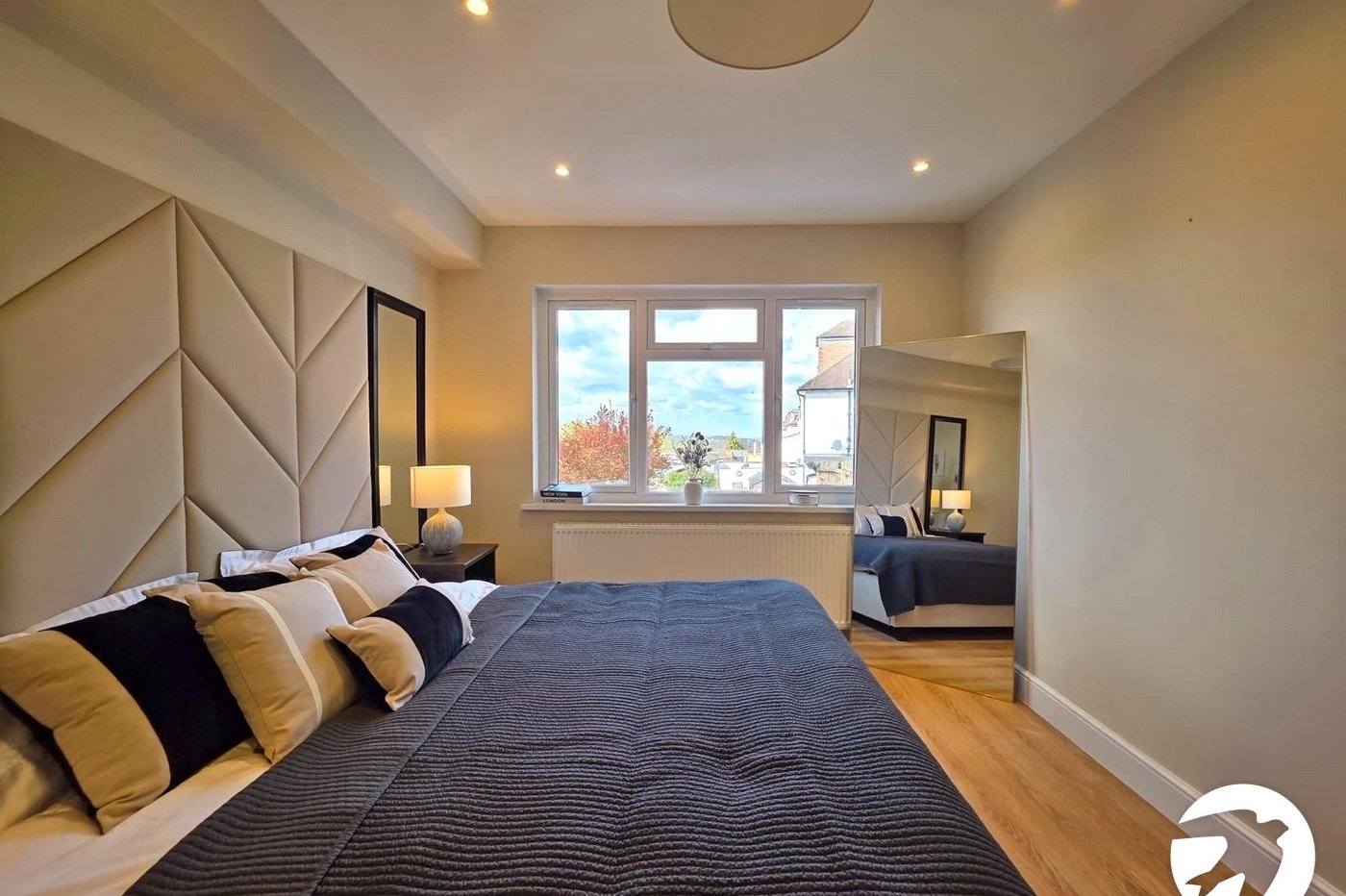 5 bedroom house for sale in London | Robinson Jackson