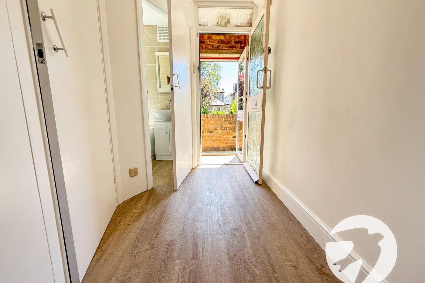 6 bedroom house for sale in London | Robinson Jackson