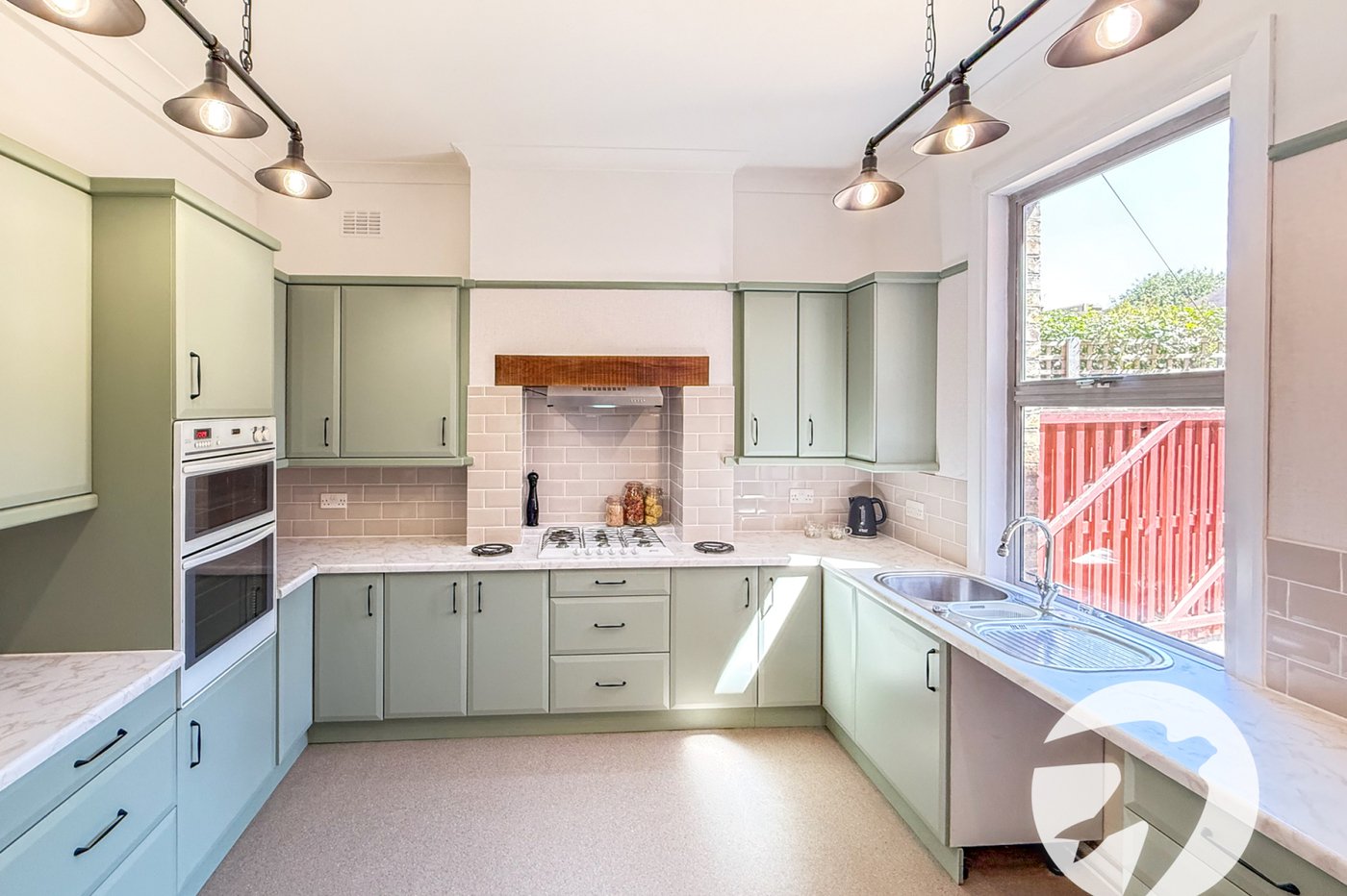 6 bedroom house for sale in London | Robinson Jackson