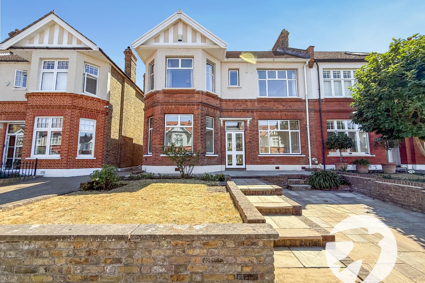6 bedroom house for sale in London | Robinson Jackson