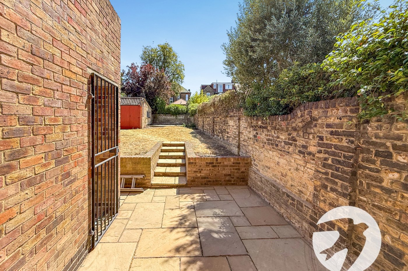 6 bedroom house for sale in London | Robinson Jackson
