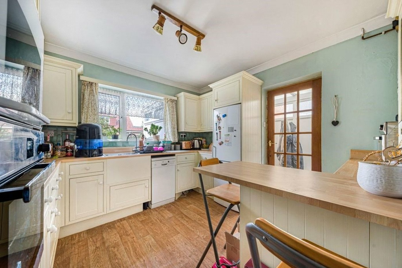 2 bedroom bungalow for sale in Green Street Green | Robinson Jackson