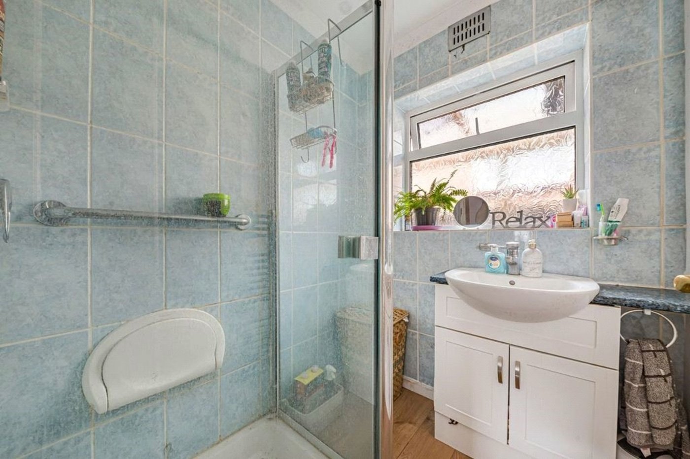 2 bedroom bungalow for sale in Green Street Green | Robinson Jackson