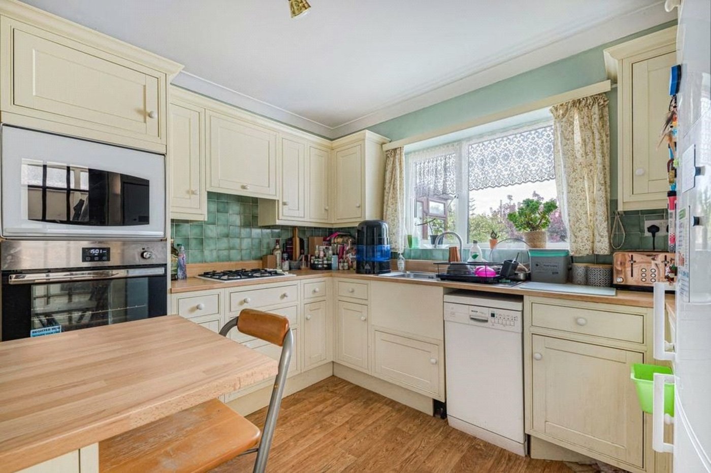 2 bedroom bungalow for sale in Green Street Green | Robinson Jackson