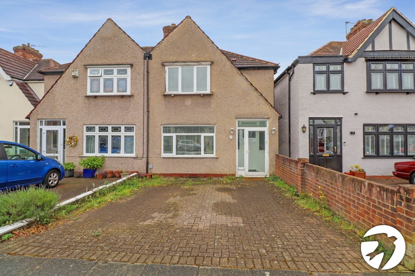 3 bedroom house for sale in London | Robinson Jackson